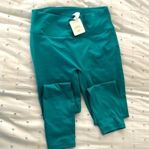 Fabletics anywhere high waisted legging size L regular length